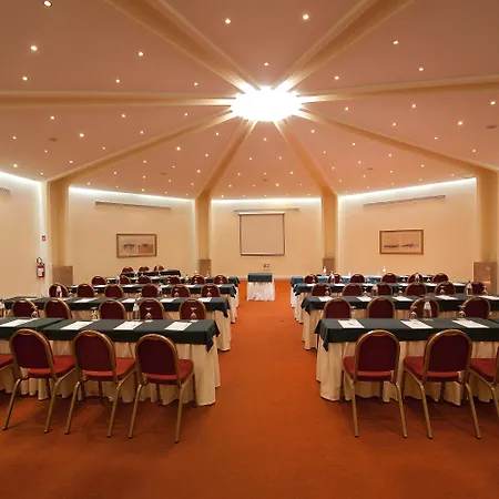 Gale Ampalius Hotel 4*