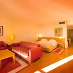 Gale Ampalius Hotel 4*