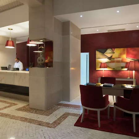 ビラ ガーレ アンパリウス 4*