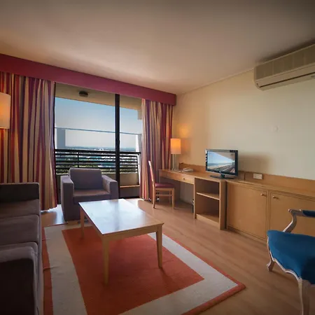 Gale Ampalius Hotel 4*