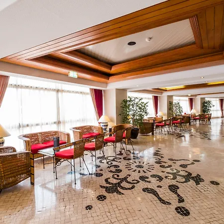 Gale Ampalius Hotel 4*