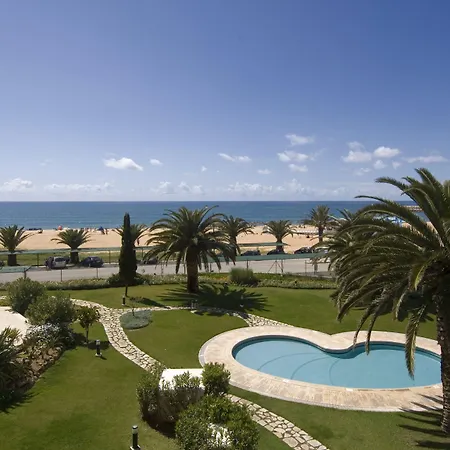 ビラ ガーレ アンパリウス 4*