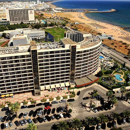 Gale Ampalius Vilamoura