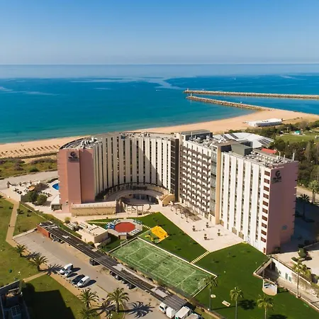 ホテル ビラ ガーレ アンパリウス