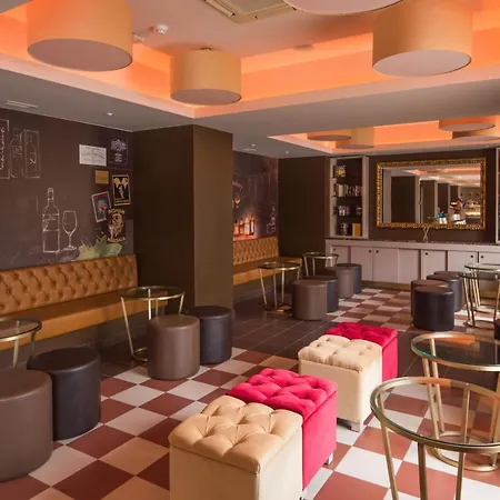 Hotel Gale Ampalius 4*