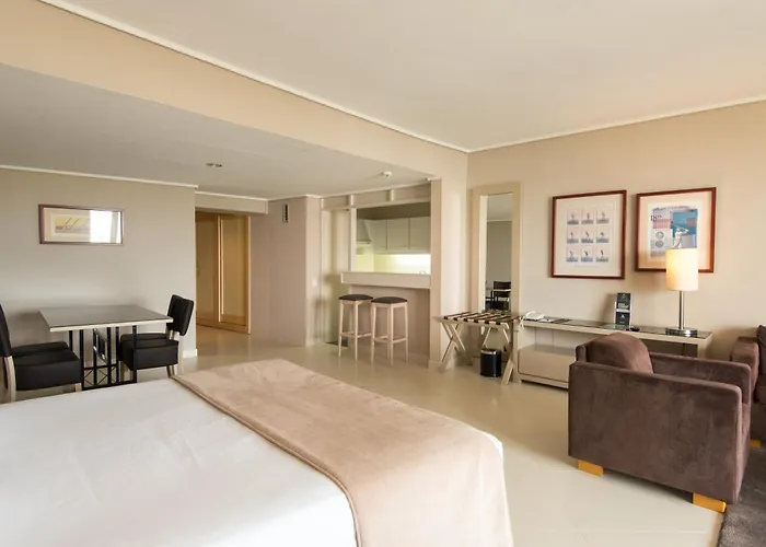 Hotel Gale Ampalius 4*